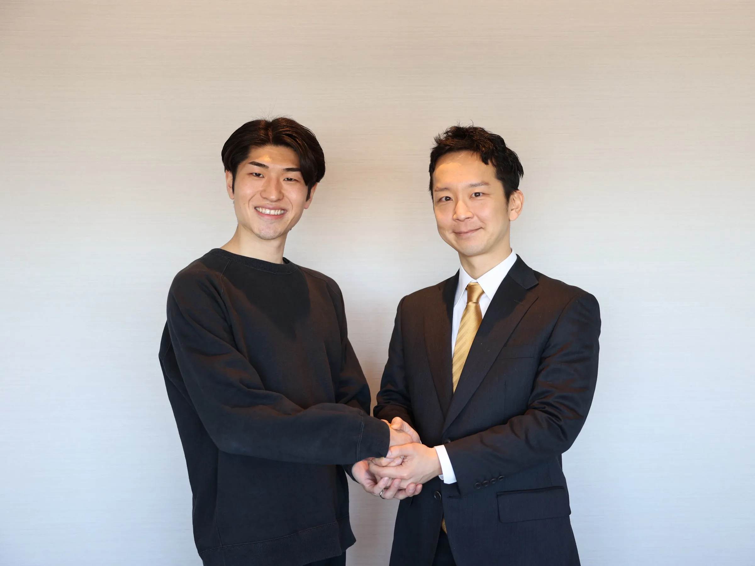成瀬様（左）とコーチの村上（右）